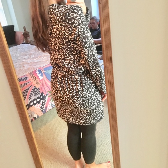 SAM EDELMAN ANIMAL PRINT LONG SLEEVE DRESS - Picture 7 of 8